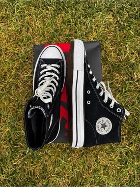 Converse CONS Chuck Taylor Pro high - Black/White skate shoes (M 9 / W 10.5)